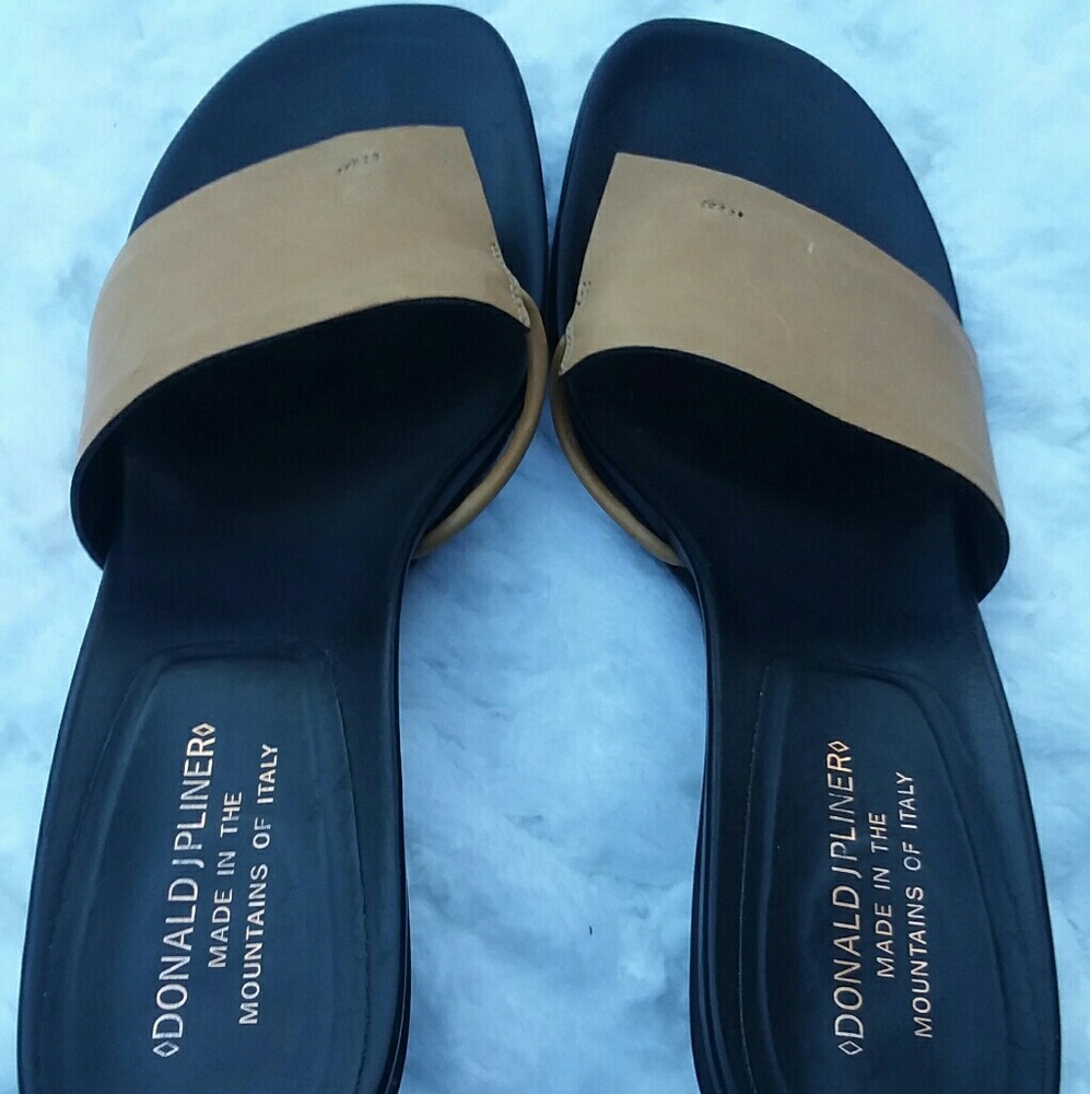 Donald J Pliner Tatum 2 Thong Heeled Sandals Sz 11 - Picture 5 of 8